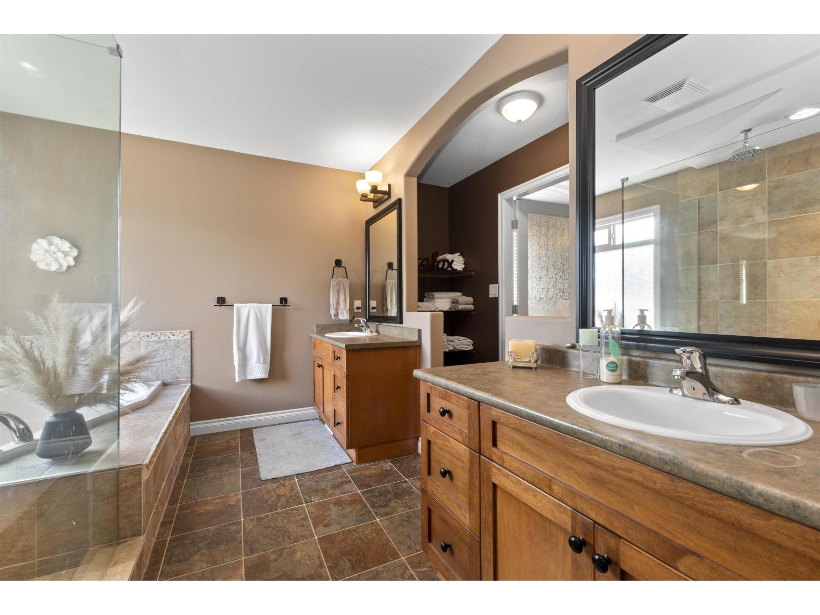 44480 Eena Drive, Sardis South, Chilliwack, British Columbia  V2R 5N5 - Photo 24 - R3064474