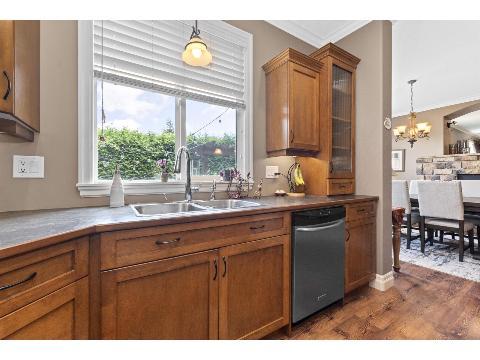 44480 Eena Drive, Sardis South, Chilliwack, British Columbia  V2R 5N5 - Photo 8 - R3064474