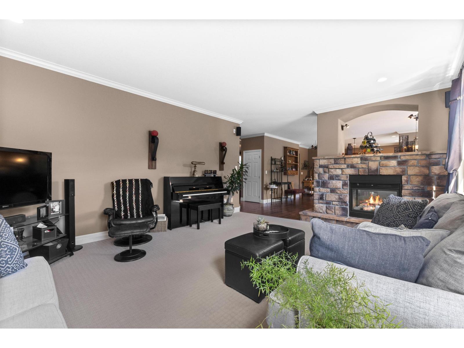 44480 Eena Drive, Sardis South, Chilliwack, British Columbia  V2R 5N5 - Photo 19 - R3064474