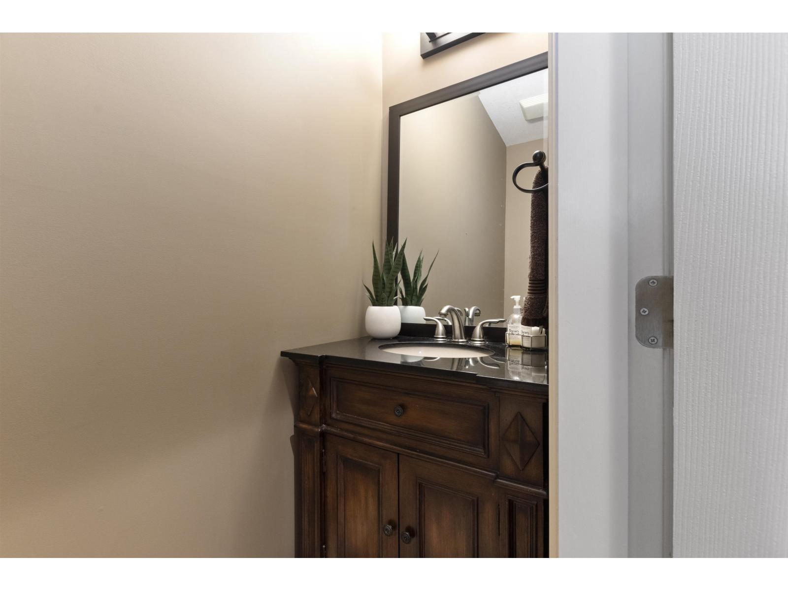 44480 Eena Drive, Sardis South, Chilliwack, British Columbia  V2R 5N5 - Photo 36 - R3064474