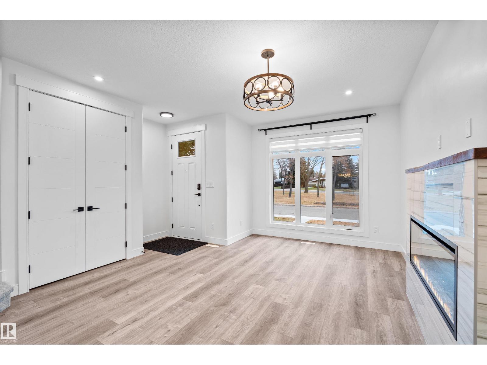 11228 48 Av Nw, Edmonton, Alberta  T6H 0C7 - Photo 6 - E4464964