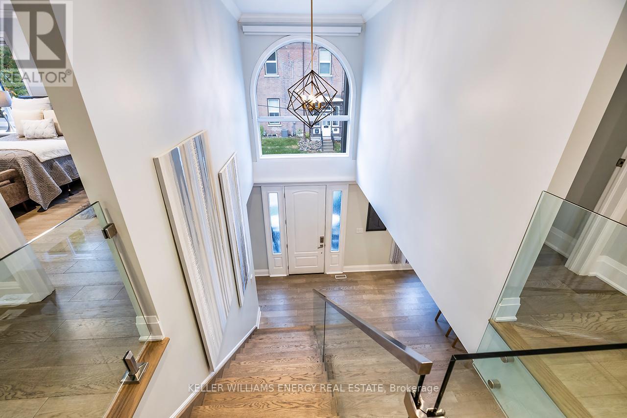 201 Centre Street N, Whitby, Ontario  L1N 4S9 - Photo 4 - E12473111