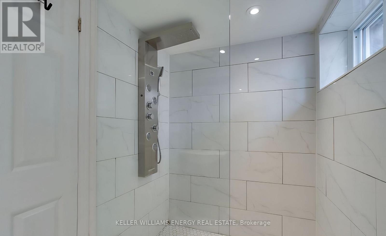 201 Centre Street N, Whitby, Ontario  L1N 4S9 - Photo 40 - E12473111