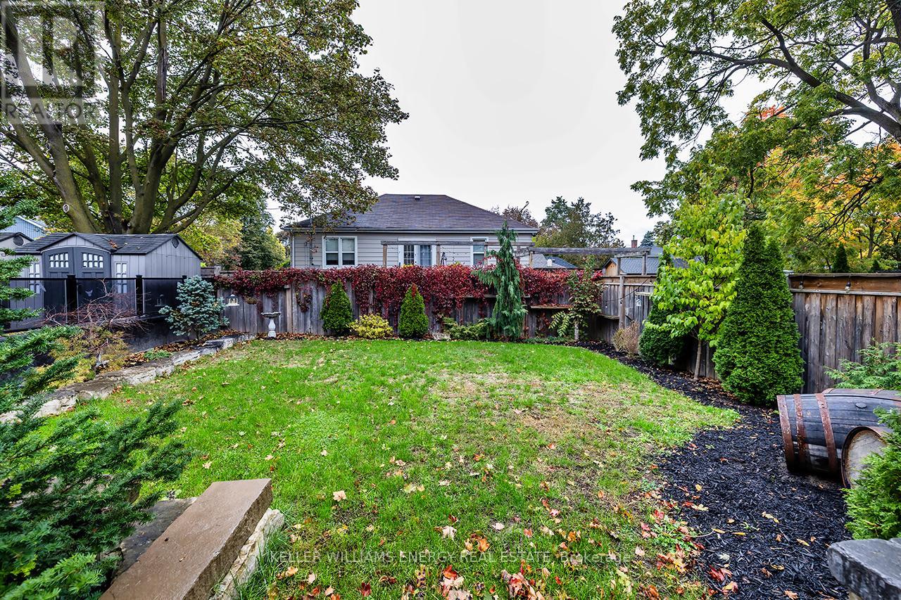 201 Centre Street N, Whitby, Ontario  L1N 4S9 - Photo 46 - E12473111