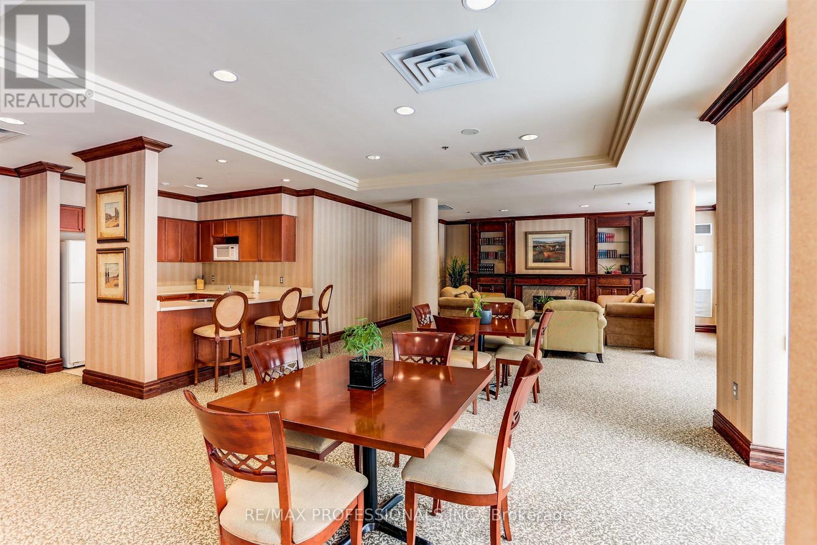 814 - 17 Michael Power Place, Toronto, Ontario  M9A 5G5 - Photo 16 - W12518742