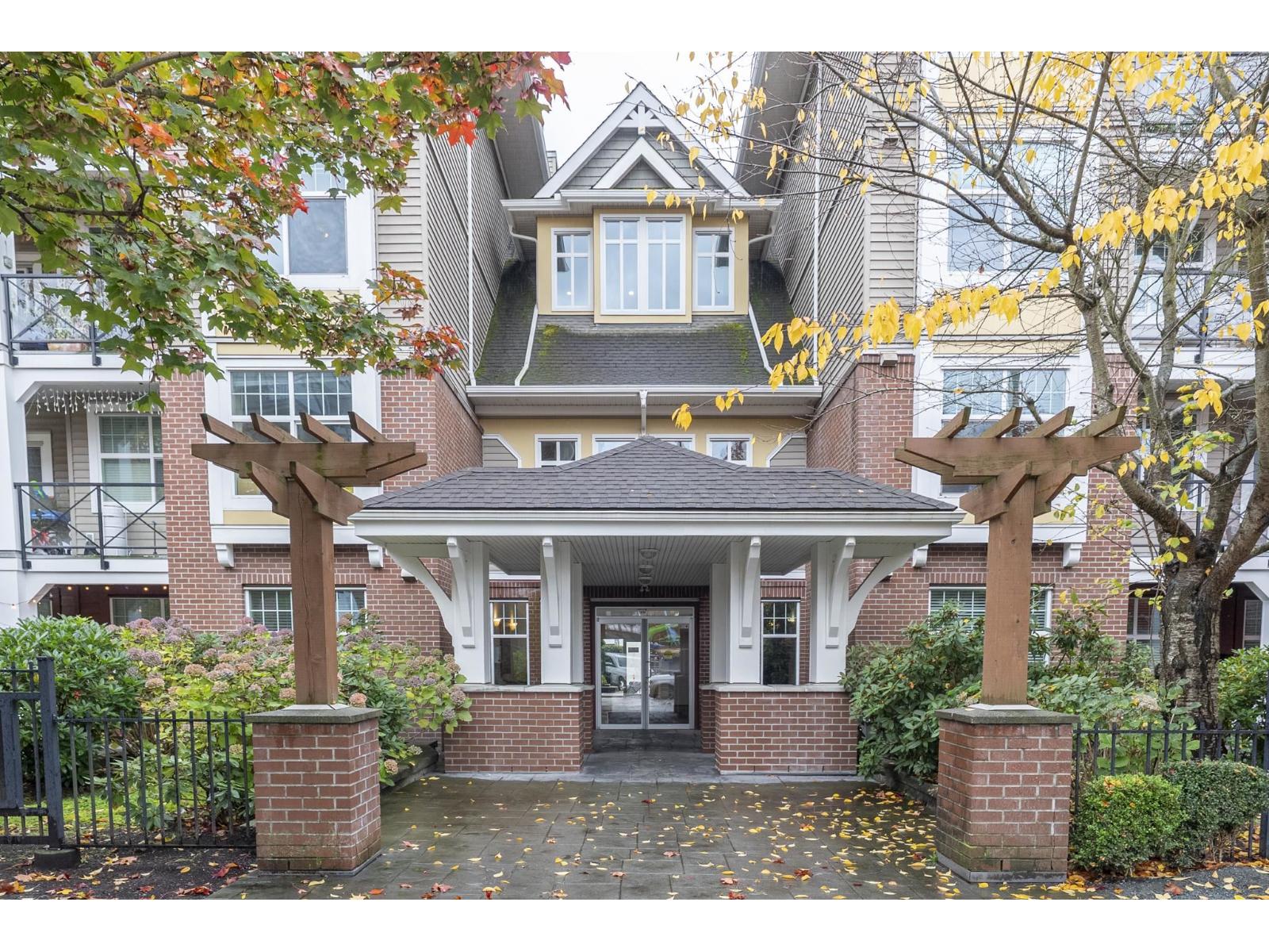 112 17712 57A AVENUE, surrey, British Columbia