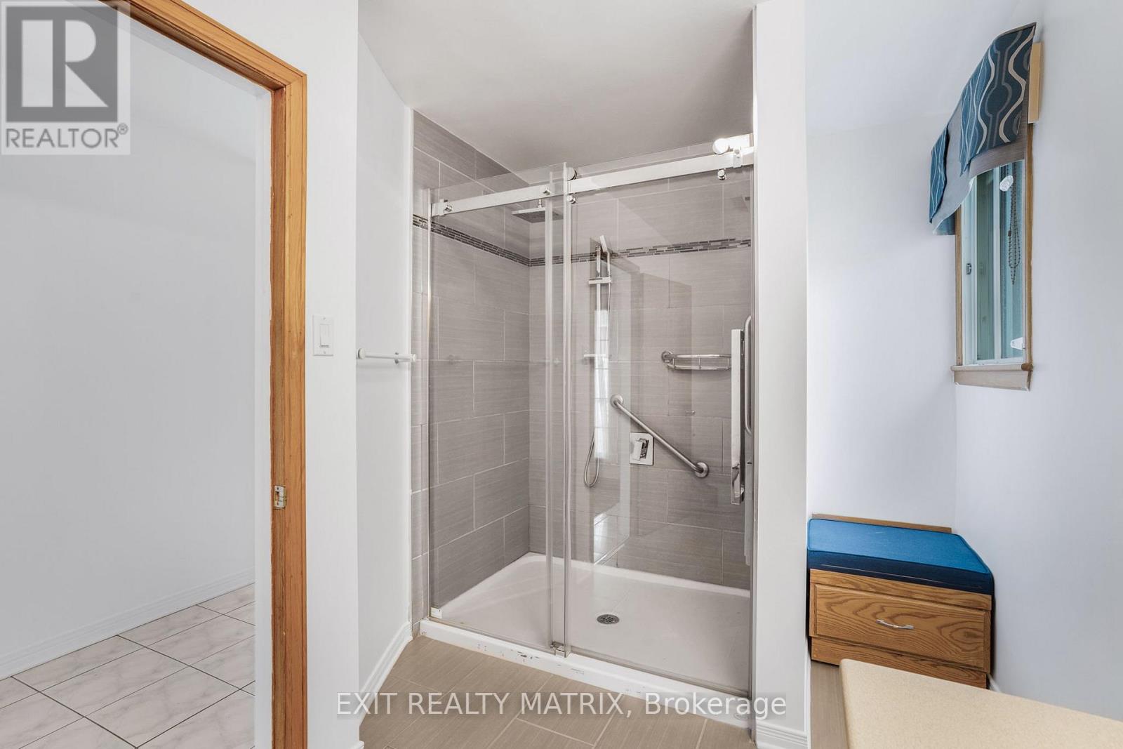 323 Longueuil Street, Champlain, Ontario  K0B 1K0 - Photo 19 - X12431605