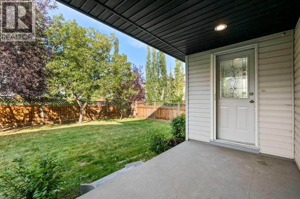 48 Panamount Crescent Nw, Calgary, Alberta  T3K 5L8 - Photo 9 - A2255886