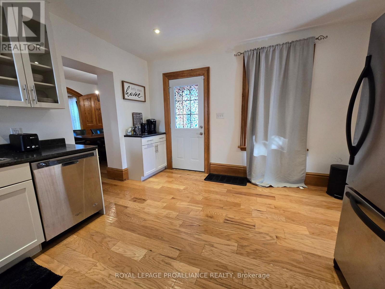 38 Sinclair Street, Belleville, Ontario K8P 3S6 - Photo 17 - X12518830