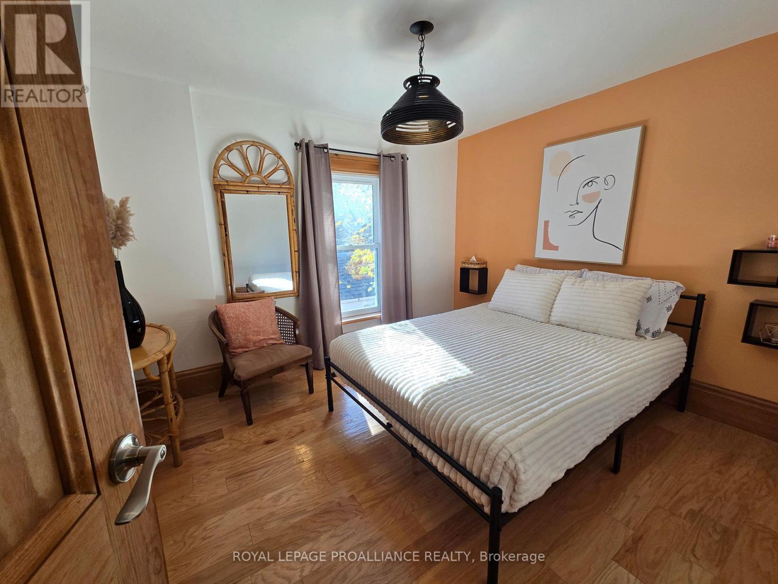 38 Sinclair Street, Belleville, Ontario K8P 3S6 - Photo 26 - X12518830