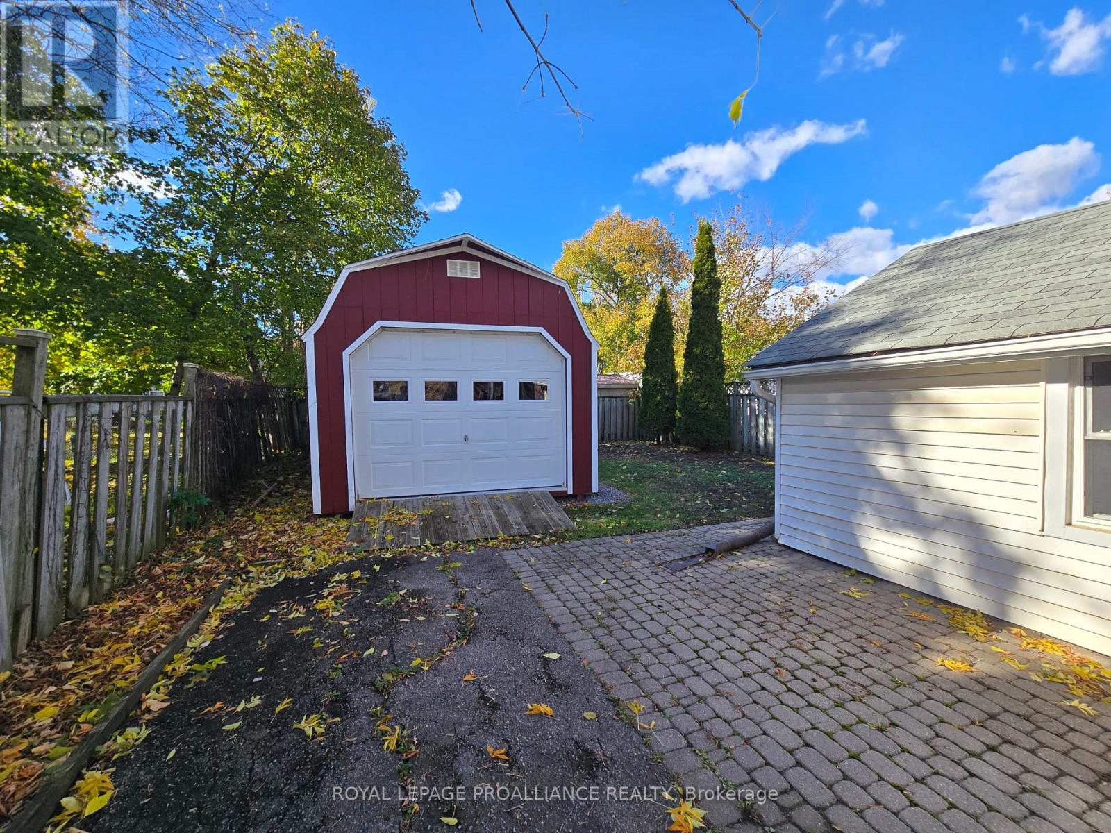 38 Sinclair Street, Belleville, Ontario K8P 3S6 - Photo 33 - X12518830