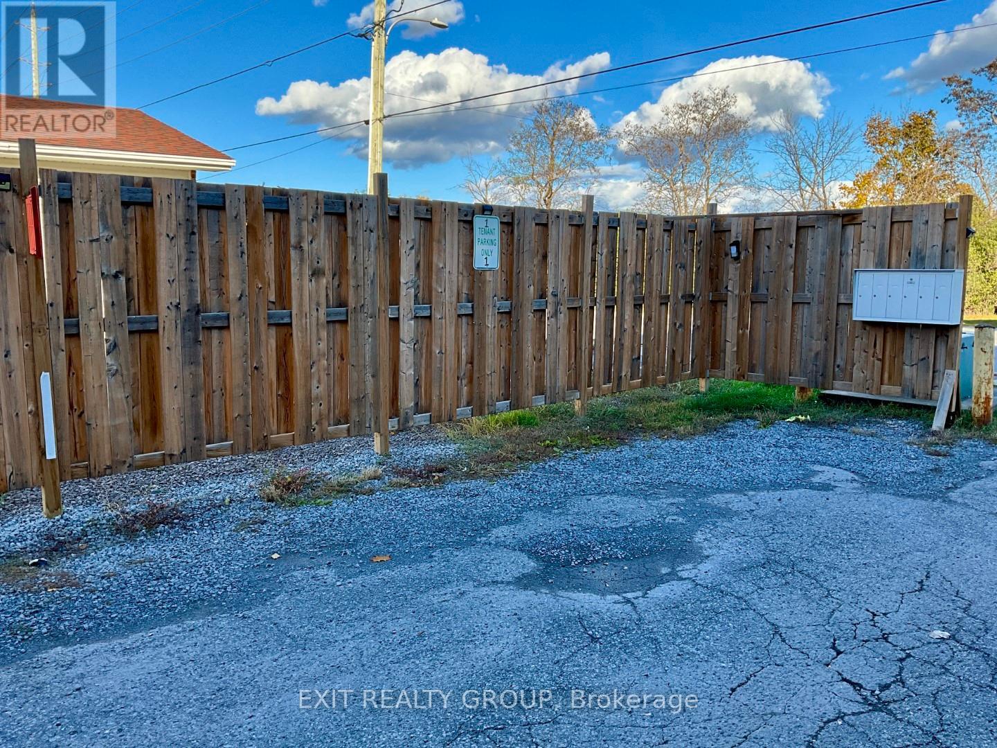 Unit 1 - 156 Moira Street E, Belleville, Ontario  K8P 2S7 - Photo 15 - X12518872