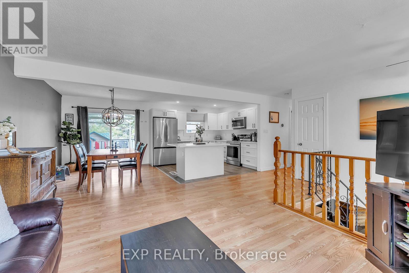 249 Catalina Drive, Quinte West, Ontario K8R 1C6 - Photo 11 - X12519030