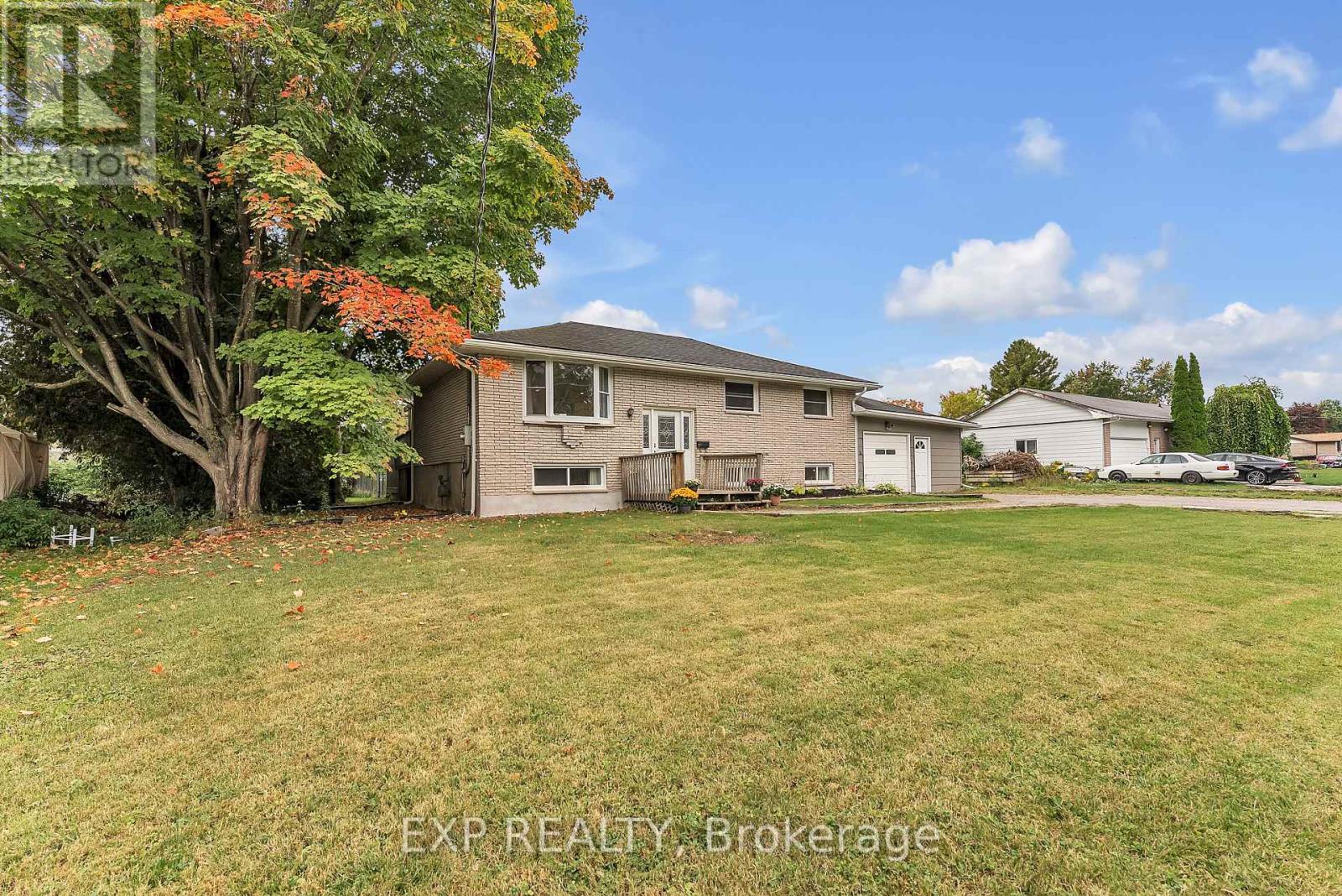 249 Catalina Drive, Quinte West, Ontario K8R 1C6 - Photo 2 - X12519030