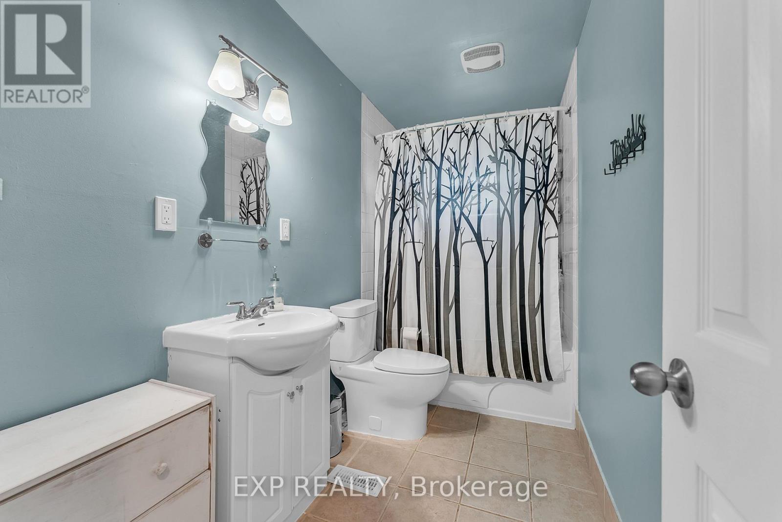 249 Catalina Drive, Quinte West, Ontario K8R 1C6 - Photo 21 - X12519030