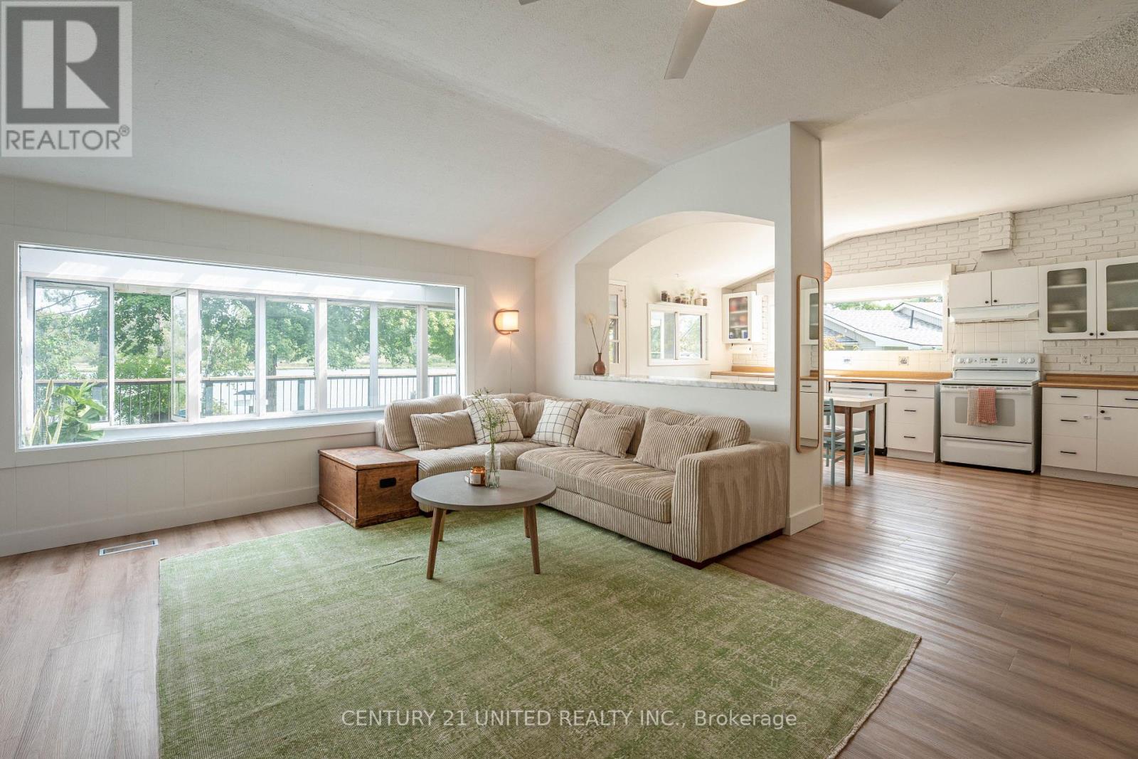 1105 Primrose Lane, Selwyn, Ontario  K9J 6X5 - Photo 3 - X12519040