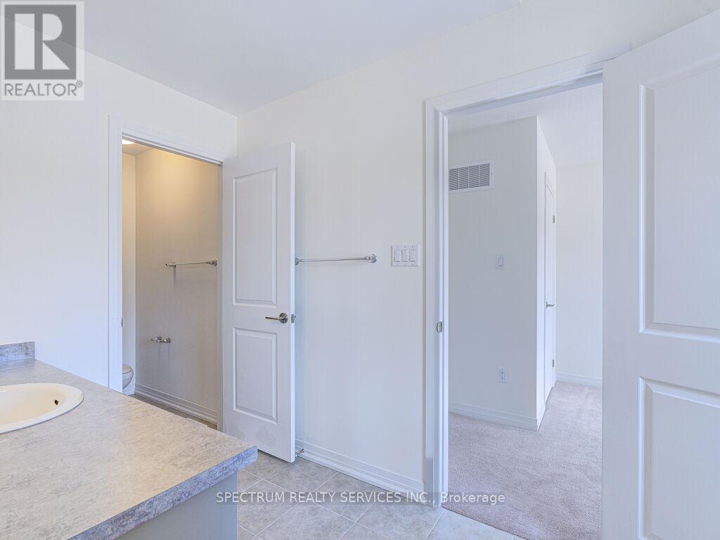 44 Dennis Avenue, Brantford, Ontario  N3V 0B9 - Photo 34 - X12518772