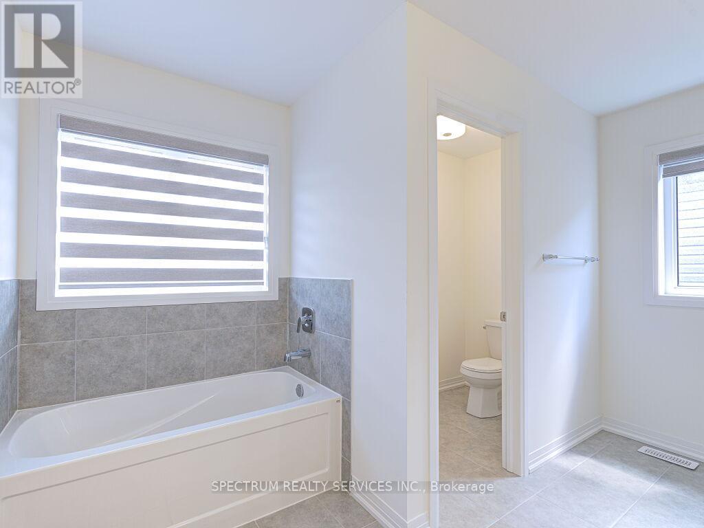 44 Dennis Avenue, Brantford, Ontario  N3V 0B9 - Photo 43 - X12518772