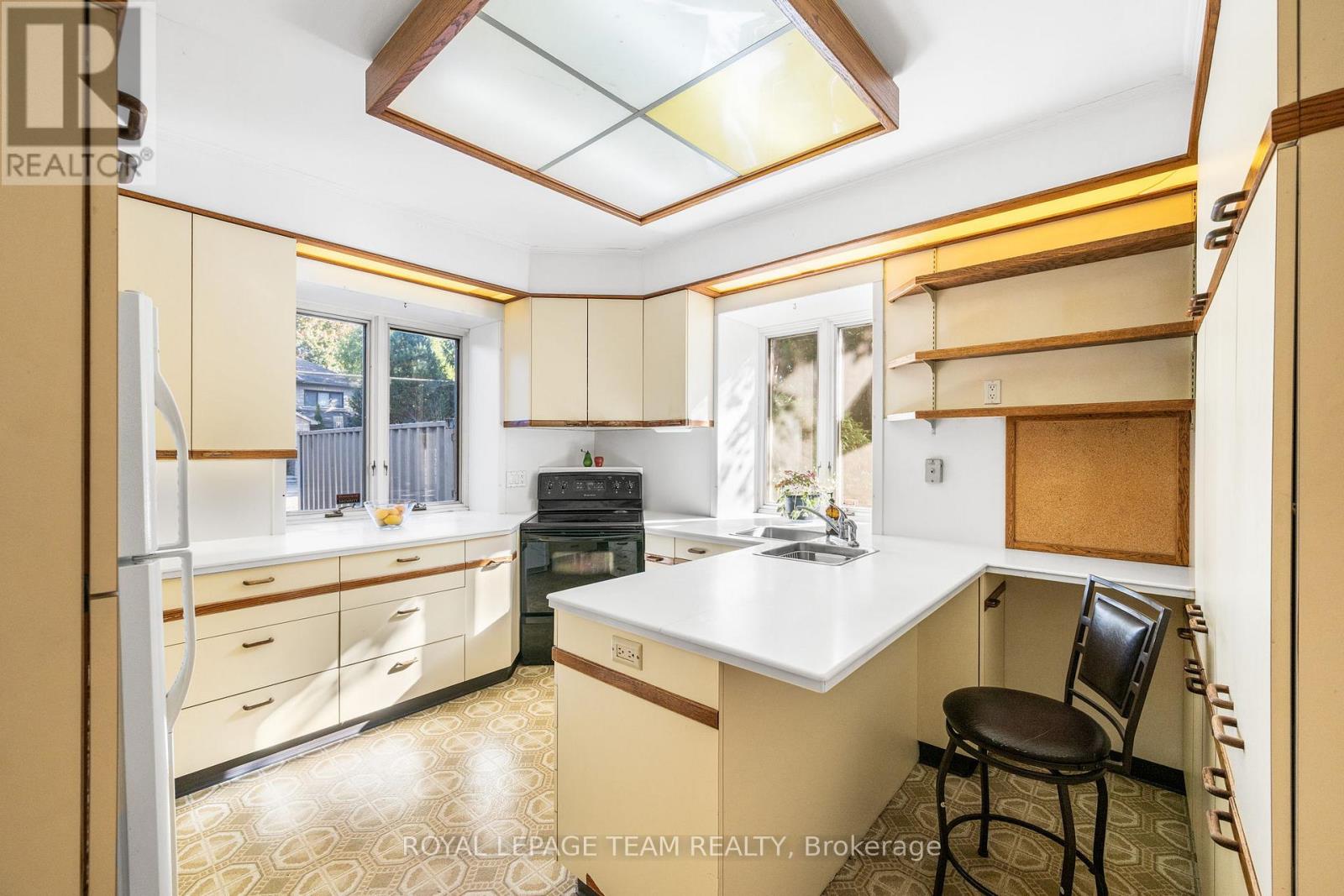 516 Kenwood Avenue, Ottawa, Ontario  K2A 0L6 - Photo 14 - X12506366