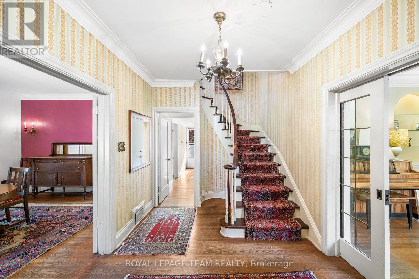 516 Kenwood Avenue, Ottawa, Ontario  K2A 0L6 - Photo 6 - X12506366