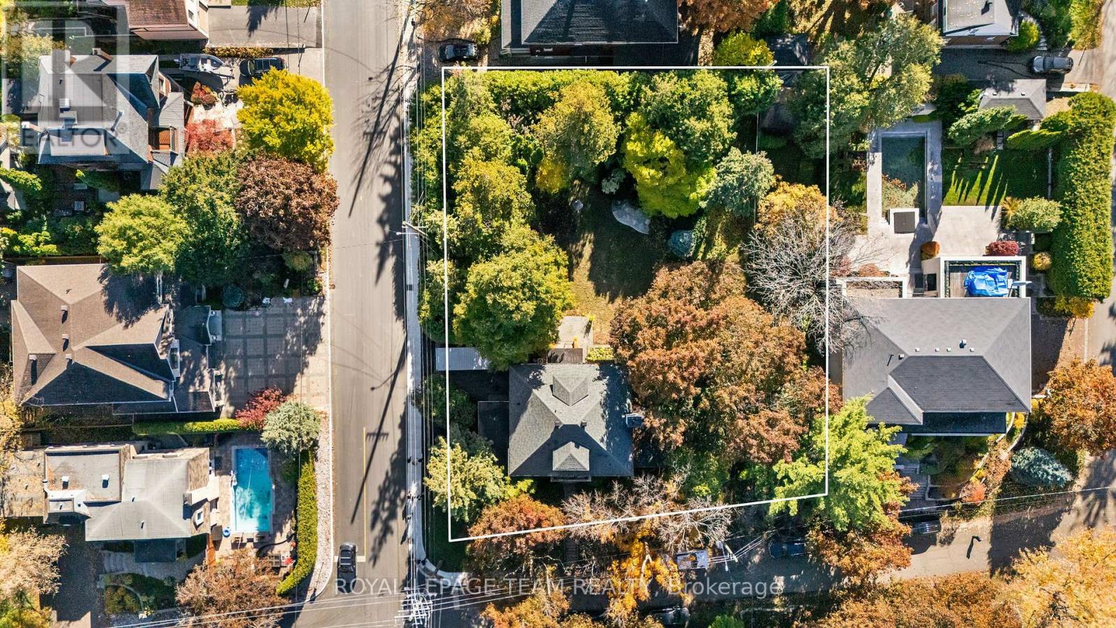 516 Kenwood Avenue, Ottawa, Ontario  K2A 0L6 - Photo 33 - X12506366