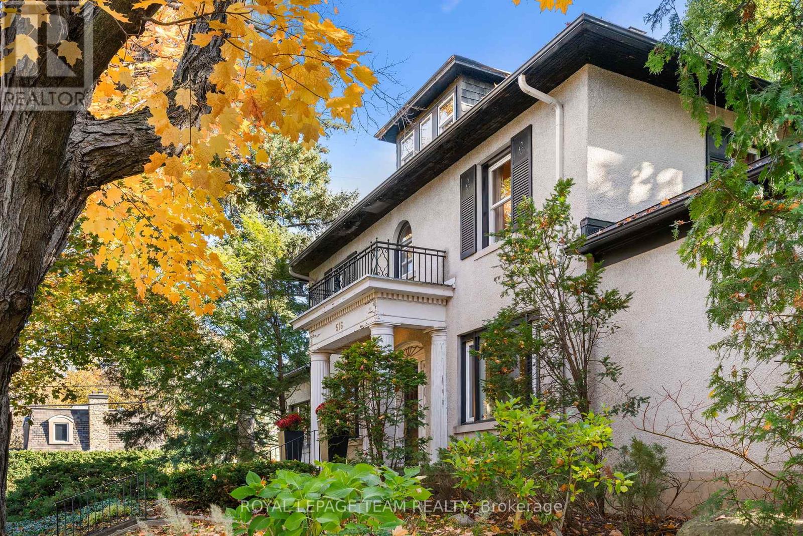 516 Kenwood Avenue, Ottawa, Ontario  K2A 0L6 - Photo 4 - X12506366