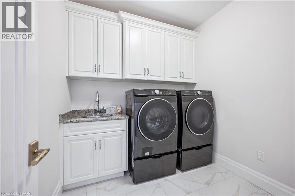 565 Manor Ridge Crescent, Waterloo, Ontario  N2J 4G8 - Photo 32 - 40775810