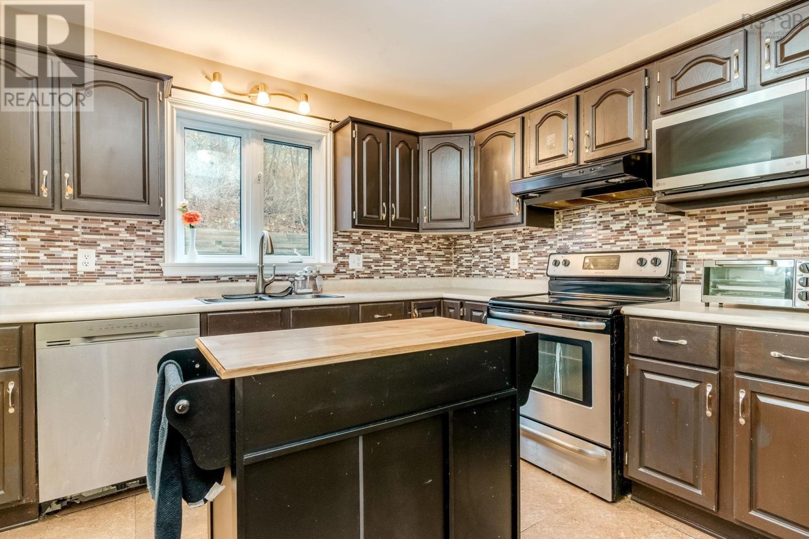 20 Albany Terrace, Cole Harbour, Nova Scotia  B2W 6E8 - Photo 16 - 202527407