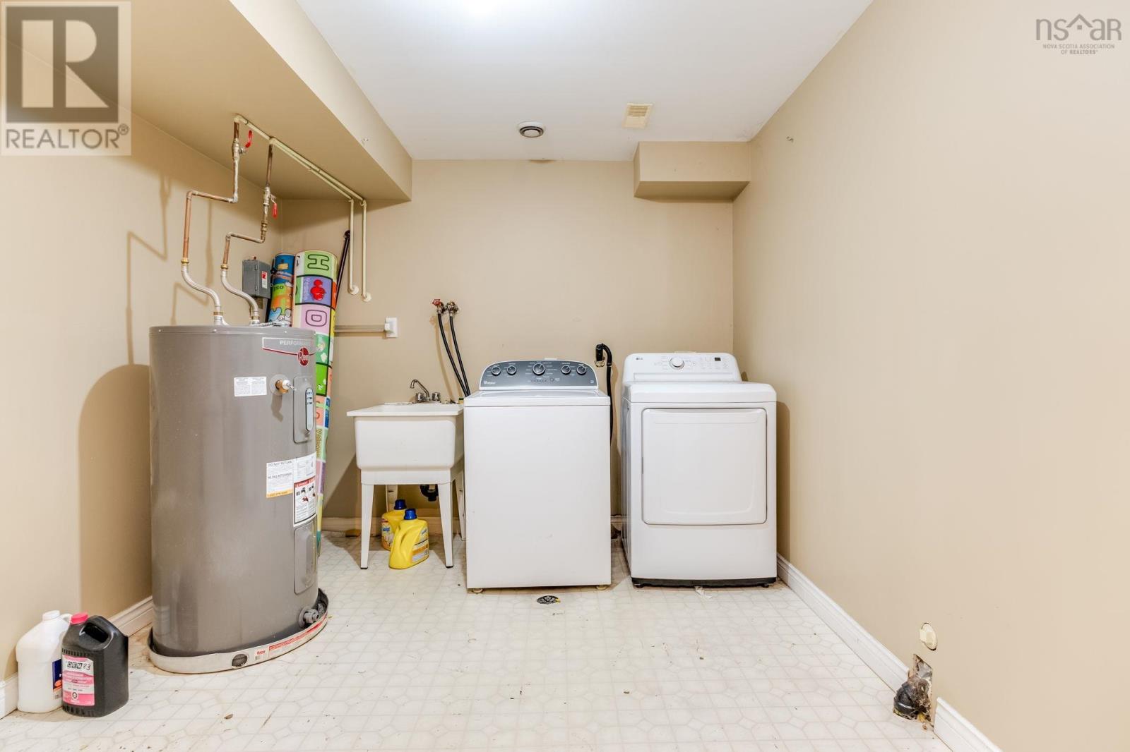 20 Albany Terrace, Cole Harbour, Nova Scotia  B2W 6E8 - Photo 34 - 202527407