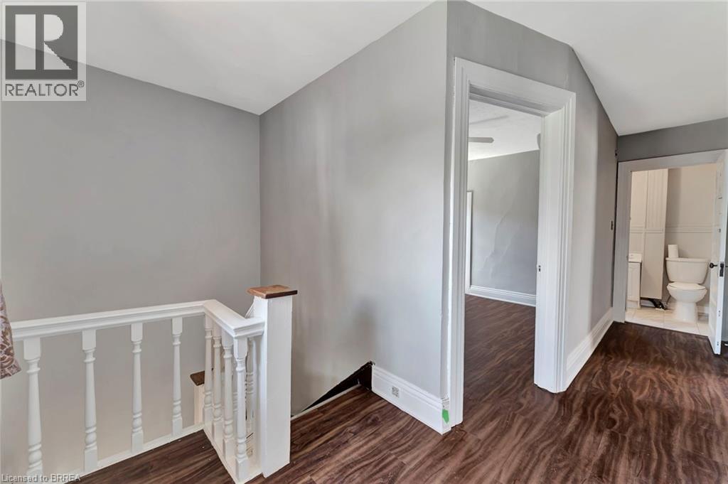 170 Murray Street, Brantford, Ontario  N3S 5R2 - Photo 7 - 40786259