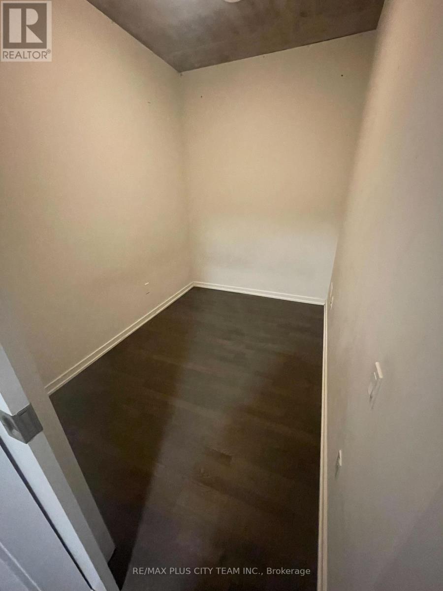 201 - 60 Colborne Street, Toronto, Ontario  M5E 0B7 - Photo 5 - C12518820