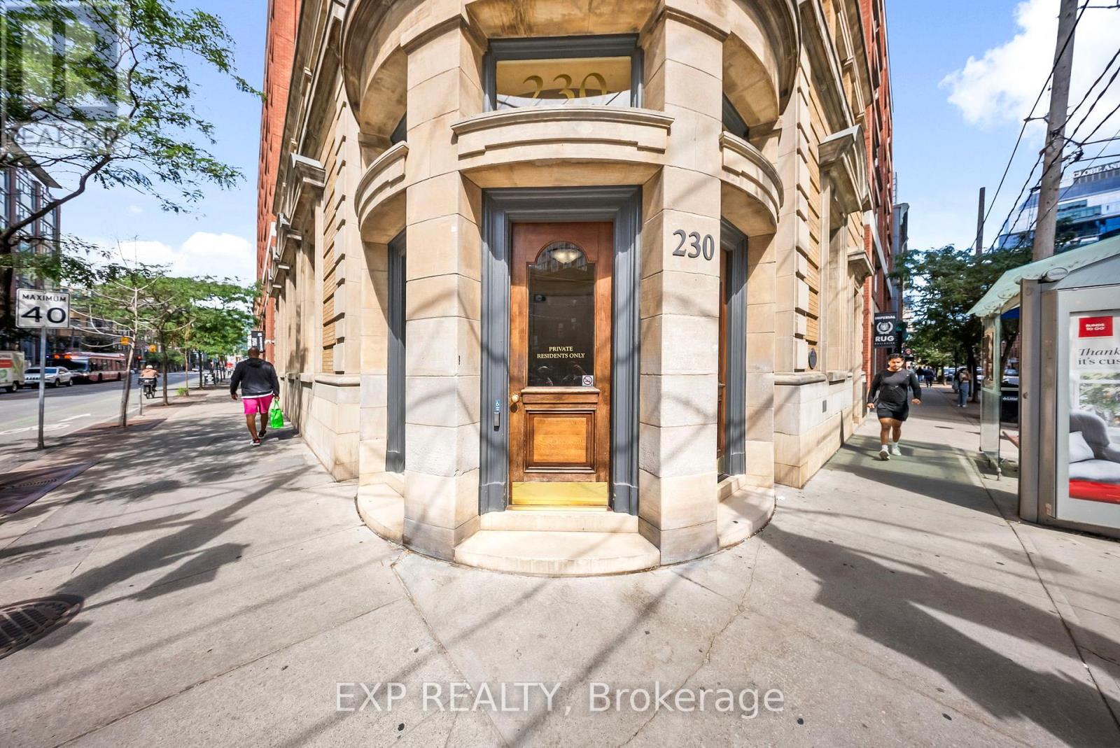 812 - 230 KING STREET E, Toronto, Ontario
