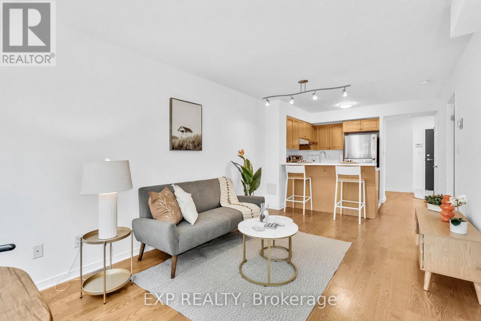 812 - 230 King Street E, Toronto, Ontario  M5A 1K5 - Photo 2 - C12518956