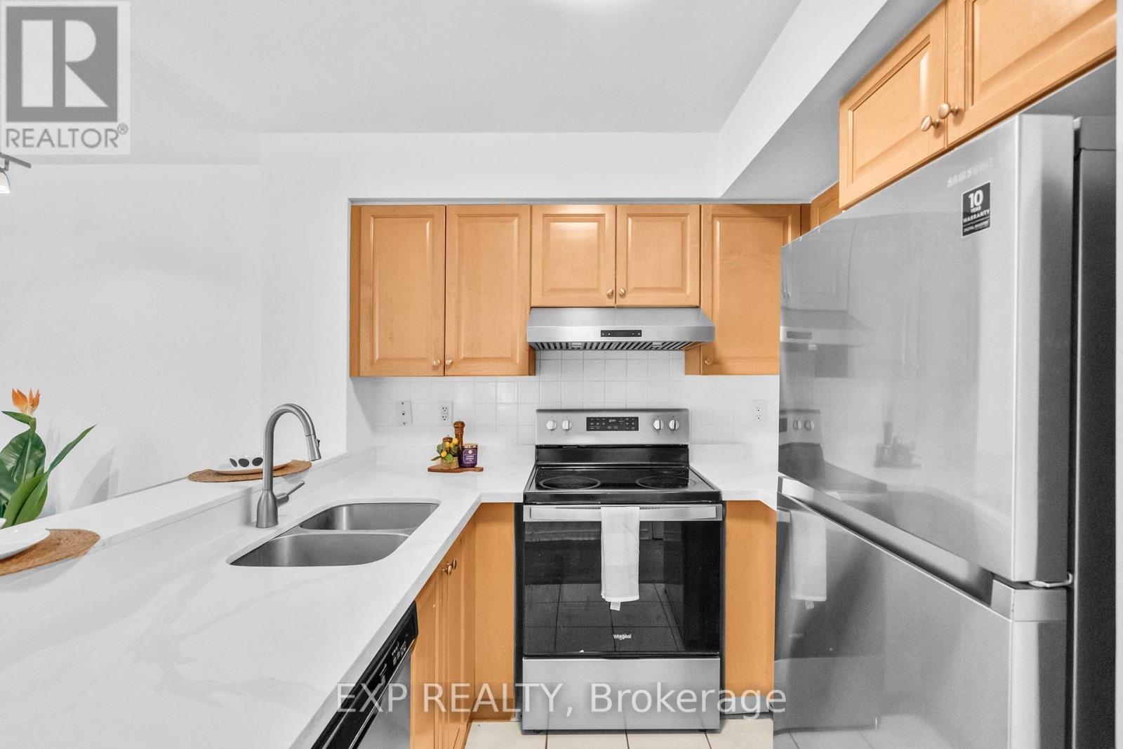 812 - 230 King Street E, Toronto, Ontario  M5A 1K5 - Photo 5 - C12518956