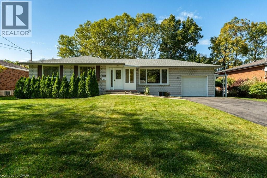 30 LEAWOOD Drive, Grimsby, Ontario