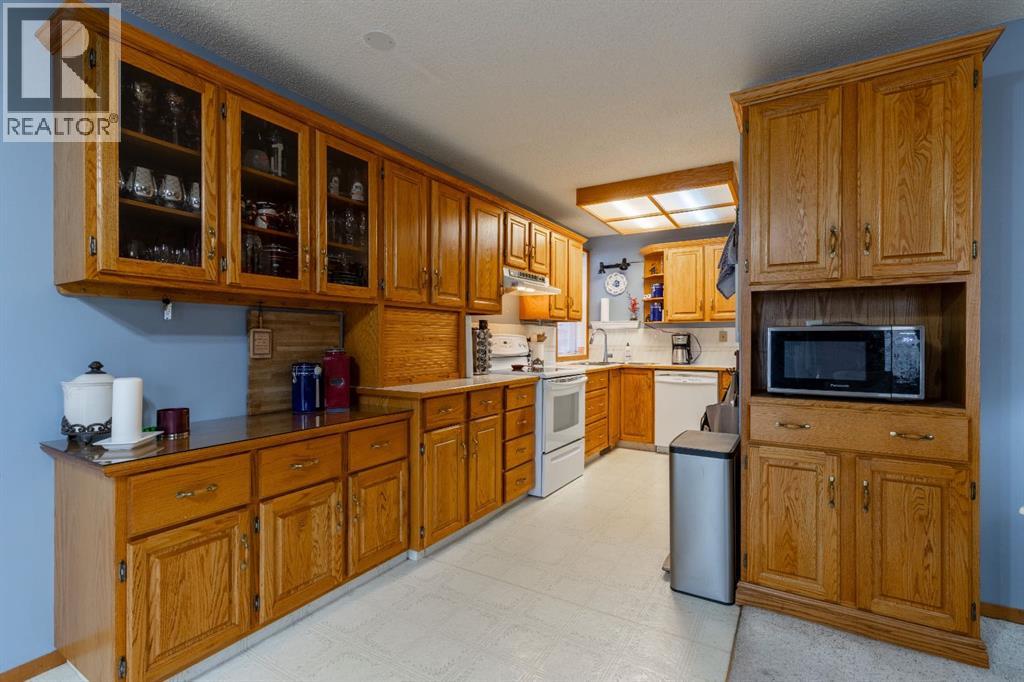 1210 5a Avenue S, Lethbridge, Alberta  T1J 0Y2 - Photo 12 - A2268890