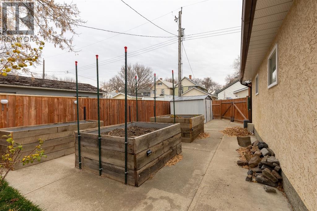 1210 5a Avenue S, Lethbridge, Alberta  T1J 0Y2 - Photo 37 - A2268890