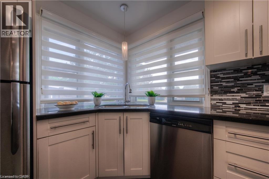 88 Broadmoor Avenue, Kitchener, Ontario  N2C 1Y7 - Photo 8 - 40786407