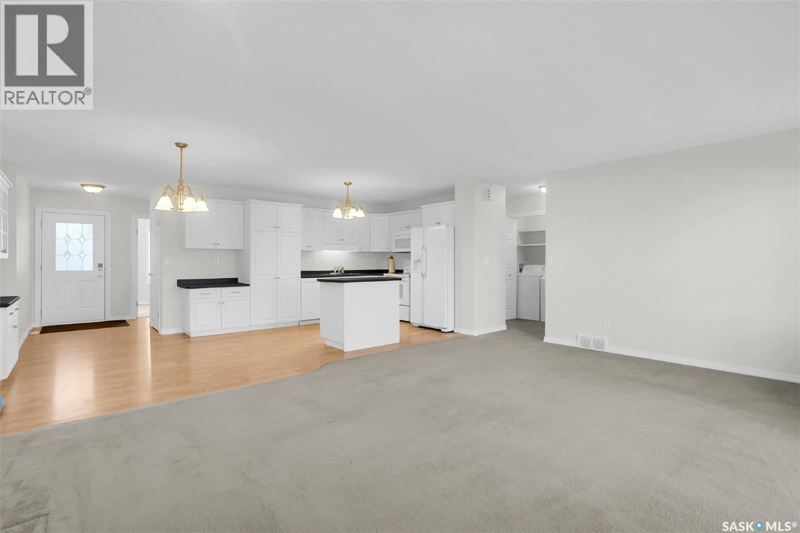 16 138 Banyan Crescent, Saskatoon, Saskatchewan  S7V 1G8 - Photo 10 - SK023576