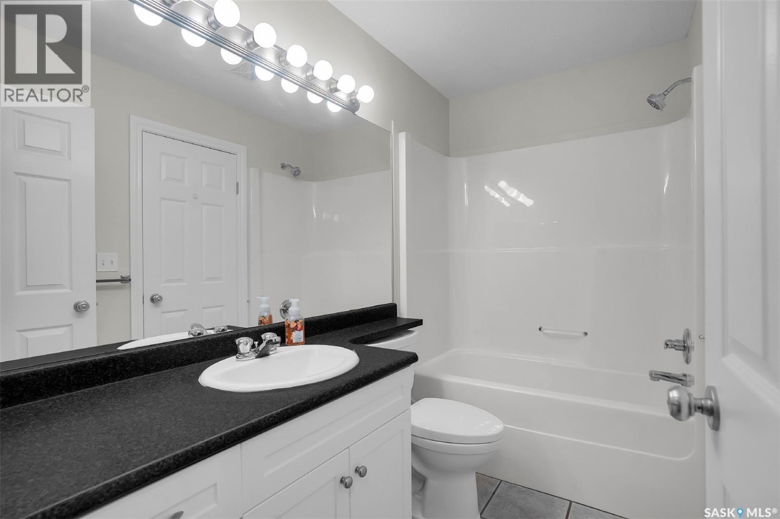 16 138 Banyan Crescent, Saskatoon, Saskatchewan  S7V 1G8 - Photo 15 - SK023576