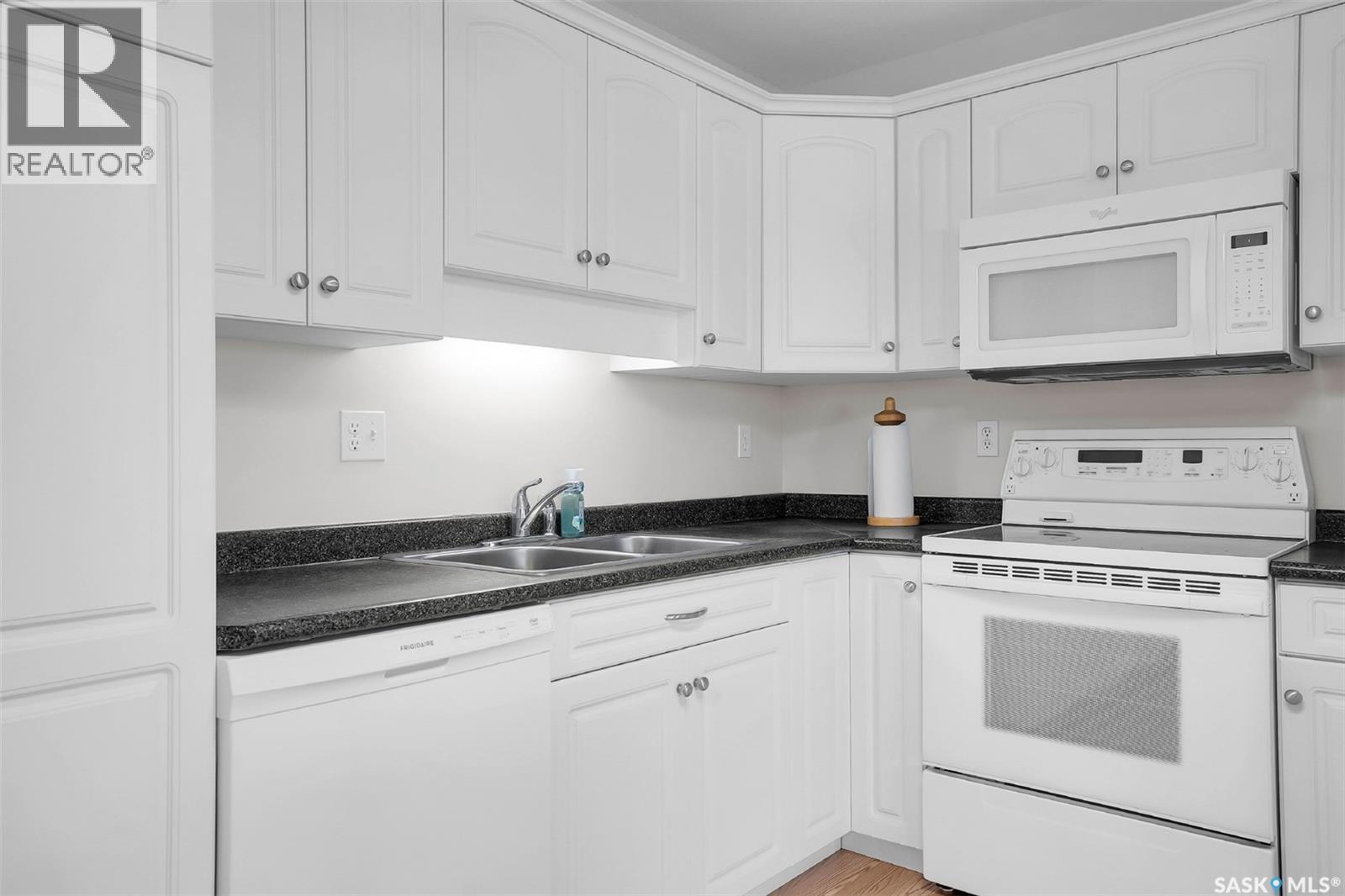 16 138 Banyan Crescent, Saskatoon, Saskatchewan  S7V 1G8 - Photo 6 - SK023576