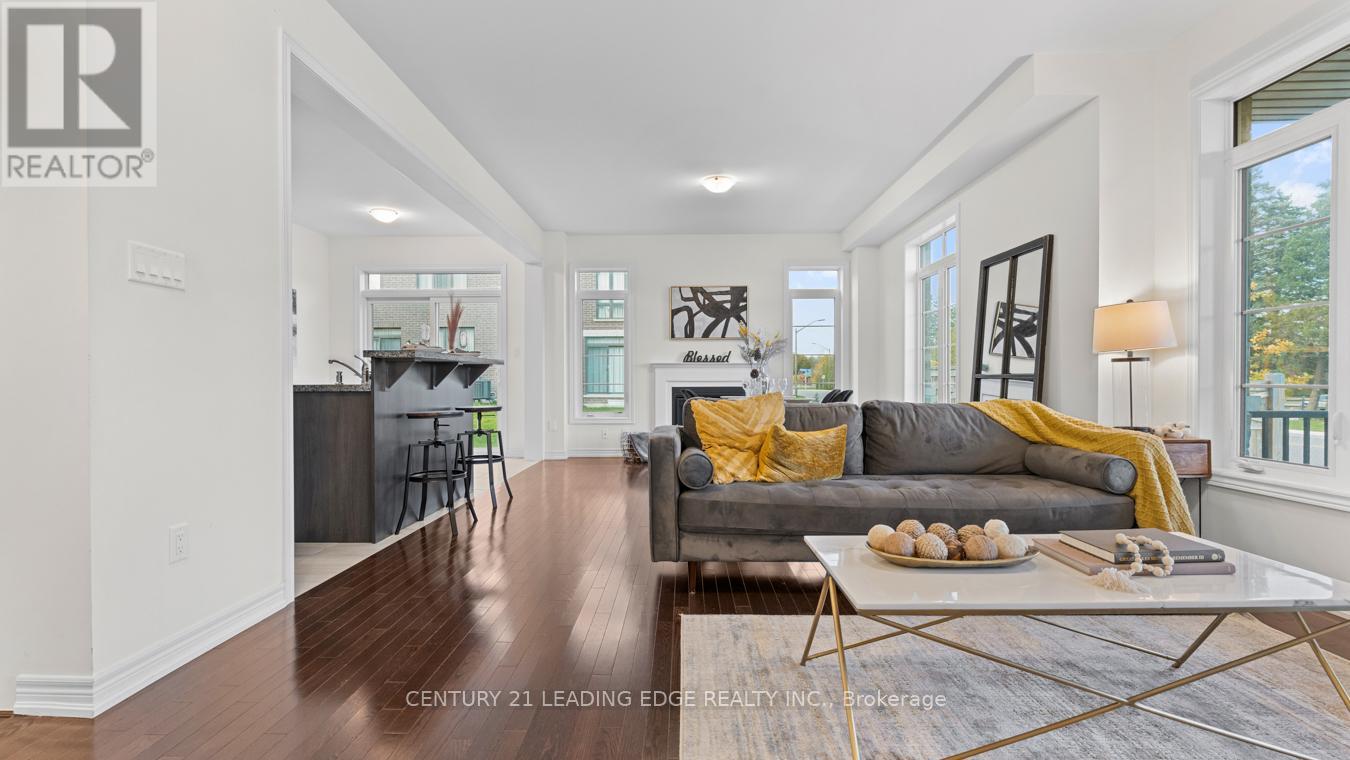 2 Conarty Crescent, Whitby, Ontario  L1P 0L4 - Photo 11 - E12519028