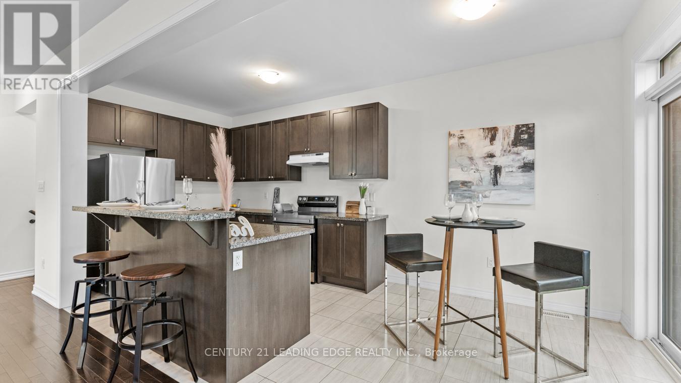 2 Conarty Crescent, Whitby, Ontario  L1P 0L4 - Photo 14 - E12519028