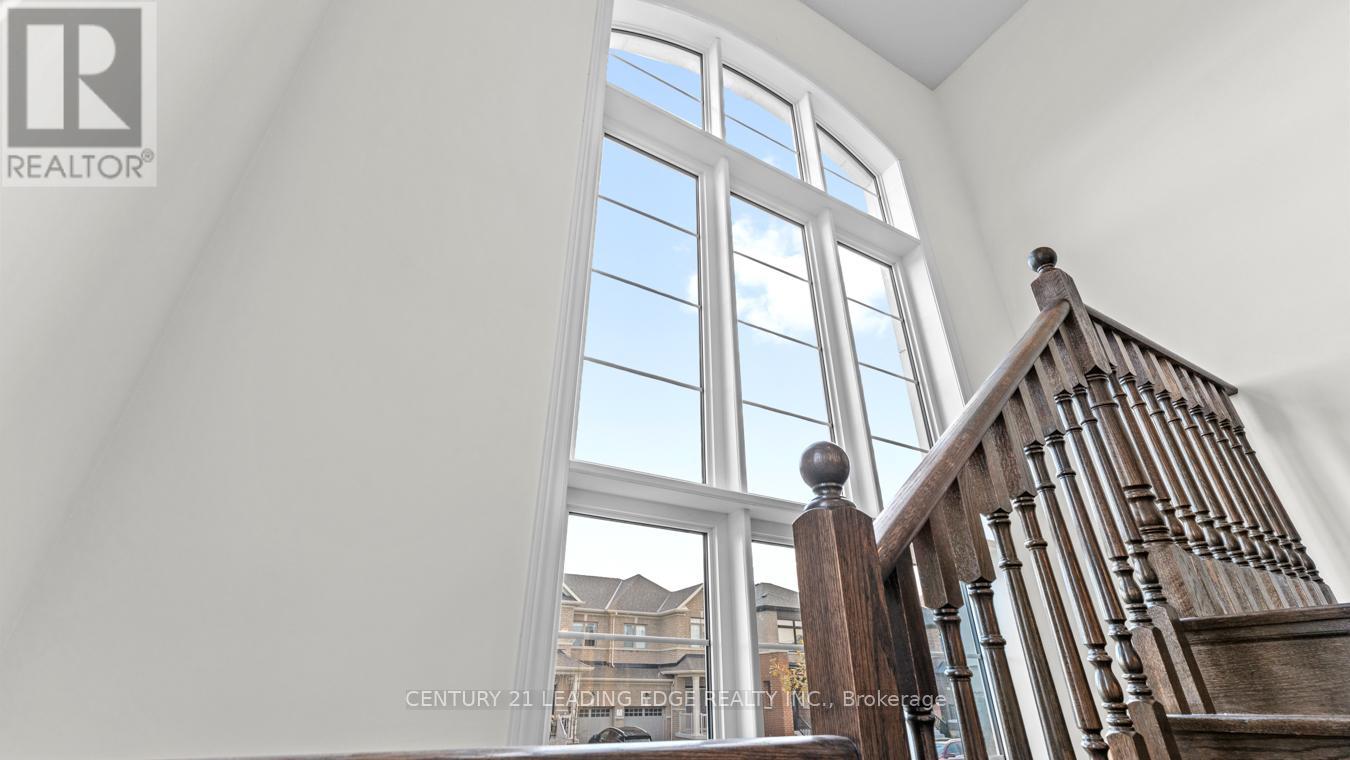 2 Conarty Crescent, Whitby, Ontario  L1P 0L4 - Photo 22 - E12519028