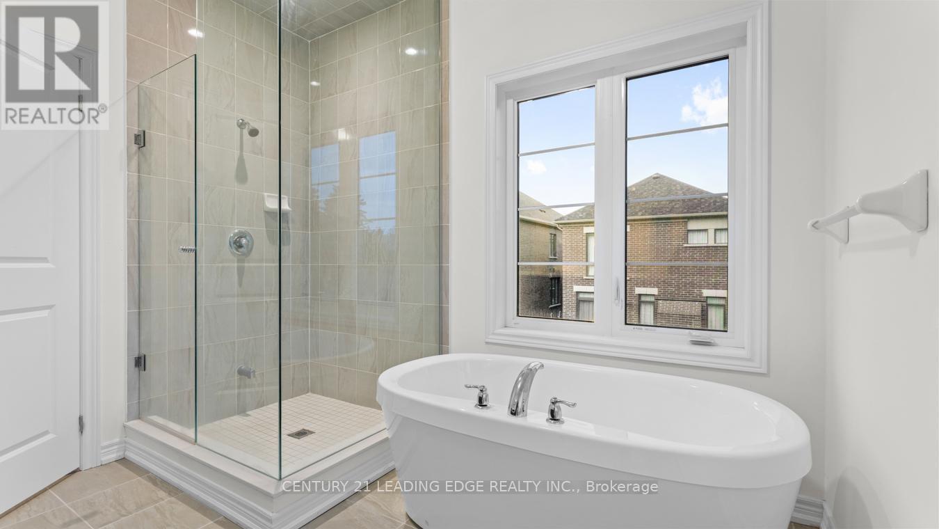 2 Conarty Crescent, Whitby, Ontario  L1P 0L4 - Photo 28 - E12519028