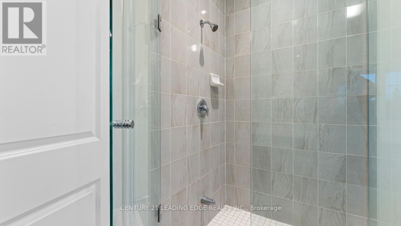 2 Conarty Crescent, Whitby, Ontario  L1P 0L4 - Photo 30 - E12519028