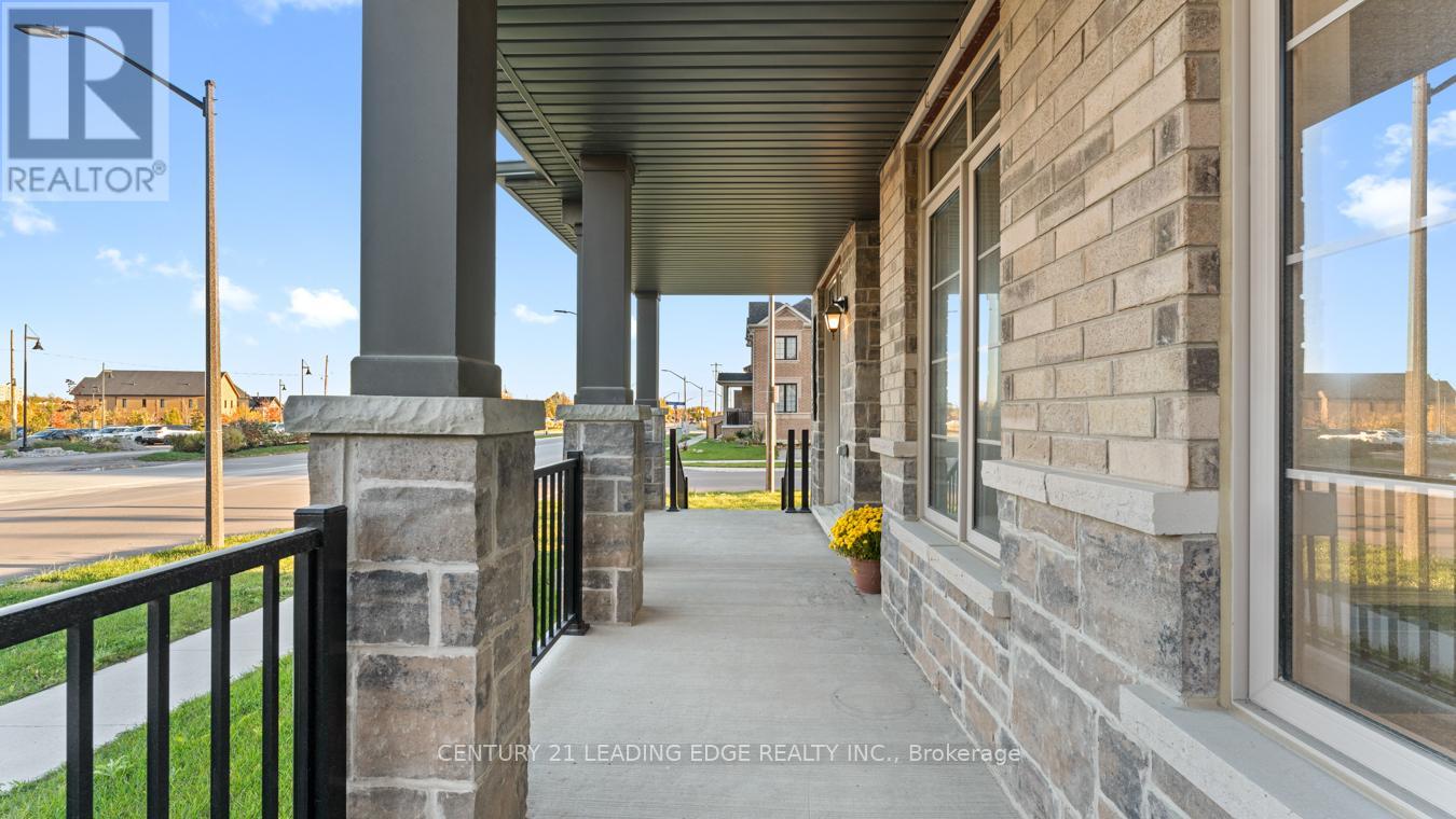 2 Conarty Crescent, Whitby, Ontario  L1P 0L4 - Photo 6 - E12519028