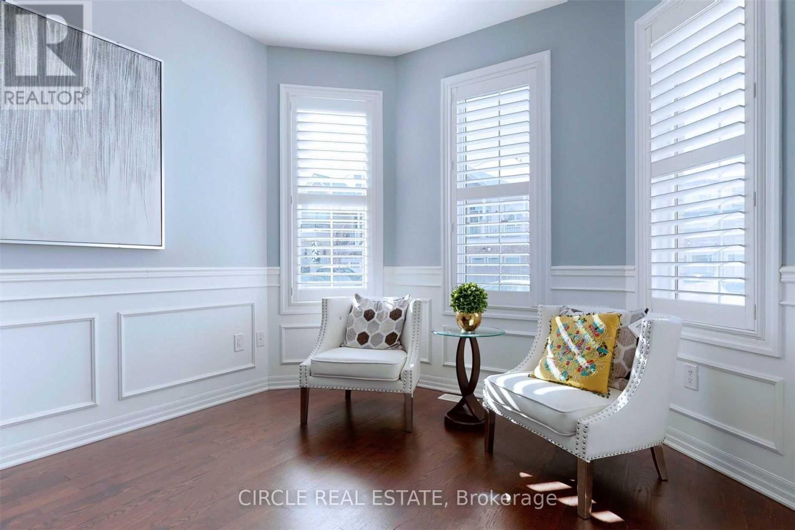 1368 Connaught Terrace, Milton, Ontario  L9E 0B8 - Photo 4 - W12518770