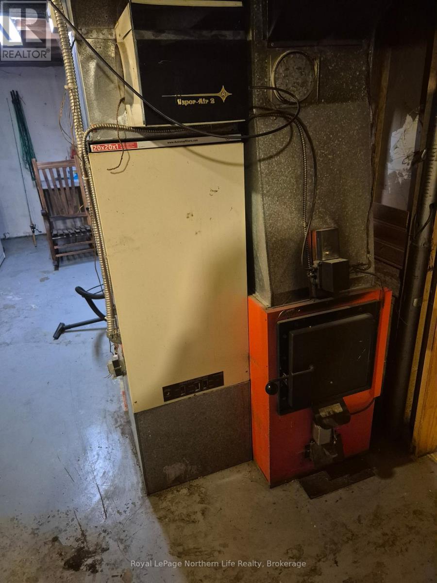 245 Jodouin Road, Papineau-Cameron, Ontario P0H 1V0 - Photo 8 - X12517842