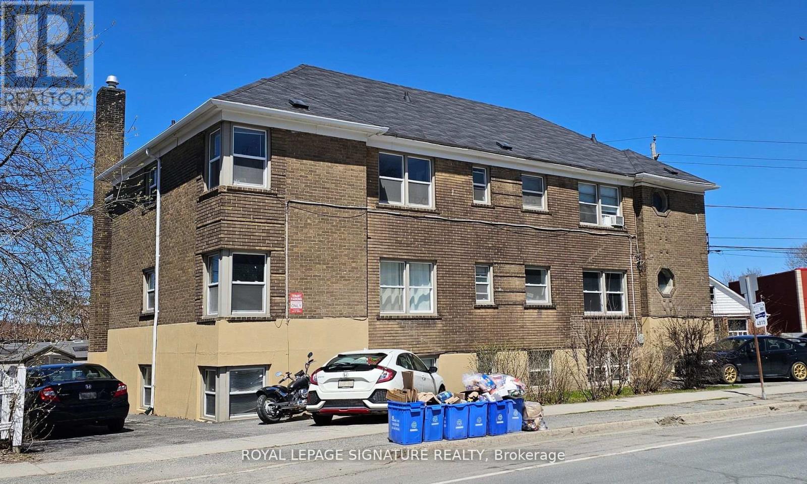 99 Douglas Street, Greater Sudbury, Ontario  P3E 1E9 - Photo 2 - X12435496